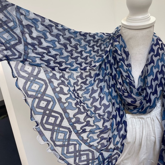 Wave scarf - Picture 2 of 6